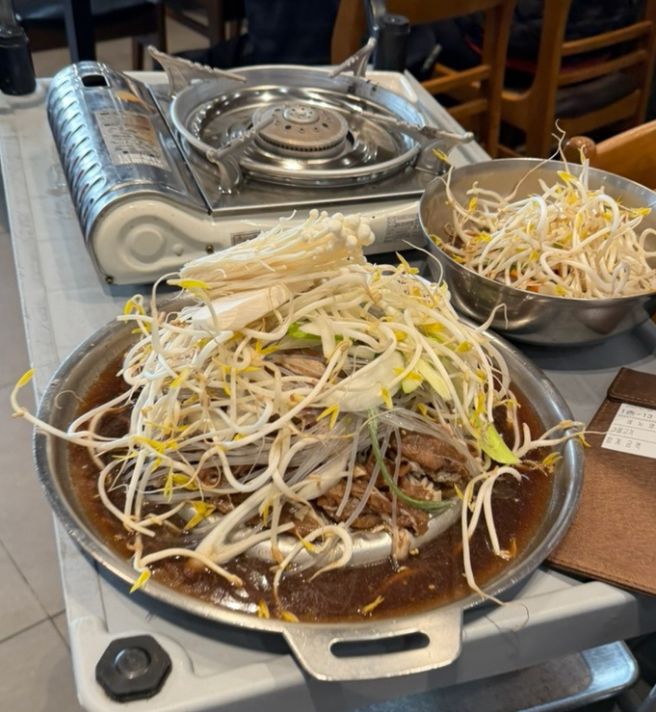 대전 은행동 맛집 식객 허영만도 인정한 대전이 자랑하는 사리원면옥 본점