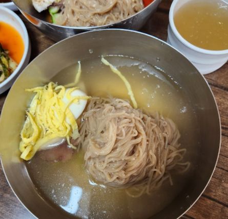 충주 삼정면옥 - 40년 전통 평양냉면의 진수를 맛보다