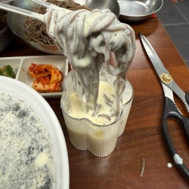 전주 메르밀진미집 본점 흑임자 콩국수, 땡초소바 먹고온 후기
