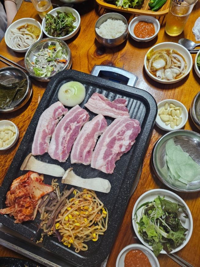 경산 중방동 야장 분위기 좋은 고기맛집 '향나무집'