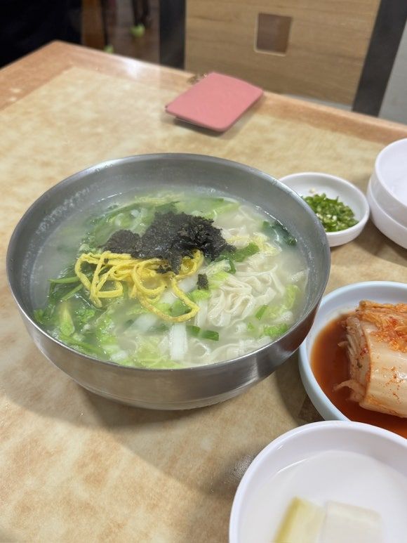 정릉역 맛집 칼국수계의 평양냉면 @봉화묵집