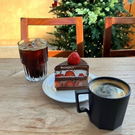 • 영주 여행 : 부석사/동궁찜닭/플로우 카페/무섬마을/무섬외나무다리