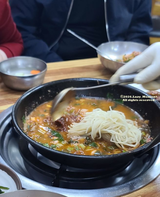 [:taste 부산] 동래구청 구조방낙지 솔직후기 : 공기밥 포함에 평화를 찾은 쩝쩝박사의 감자사리 극락 엔딩