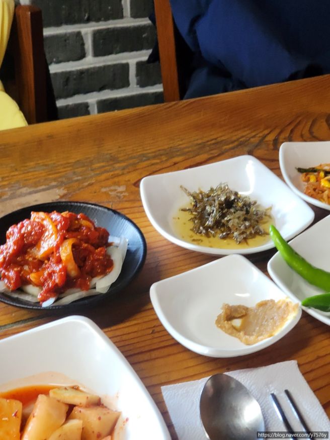 2일 겨울 군산 여행 (지린성, 팥죽 맛집, 호수 공원 야경, 운정식당, 초원 사진관, 소품샵, 한일옥, 8월...