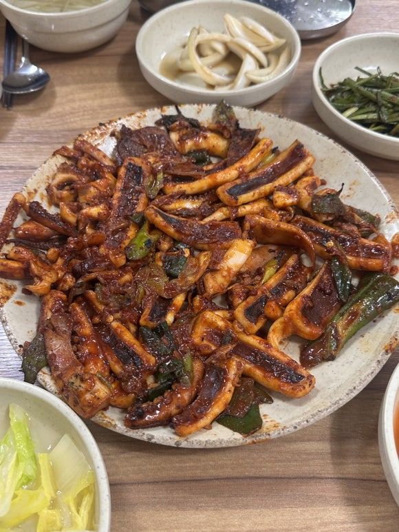 경주전현무계획으로 더 유명해진 맛집 경주단골식당