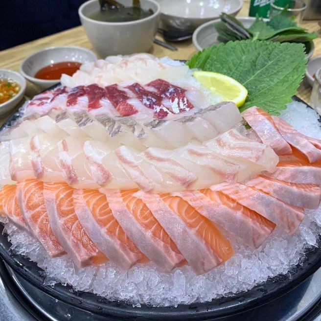 부산 횟집 맛집 추천_로컬 + 관광 + 가성비까지_부산고급횟집_부모님환갑잔치