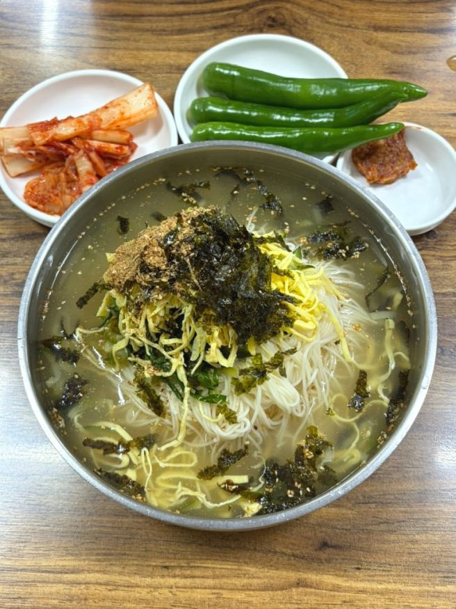 경산 노포 맛집 추천 영천 렛츠런파크 근처 식당 잔치국수 본점