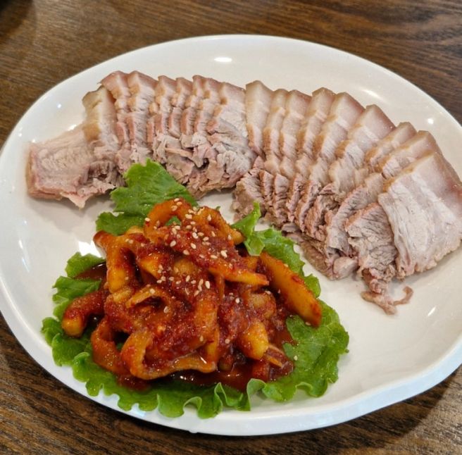 춘천 블루리본 14개 막국수 맛집 연산골막국수 방문 후기