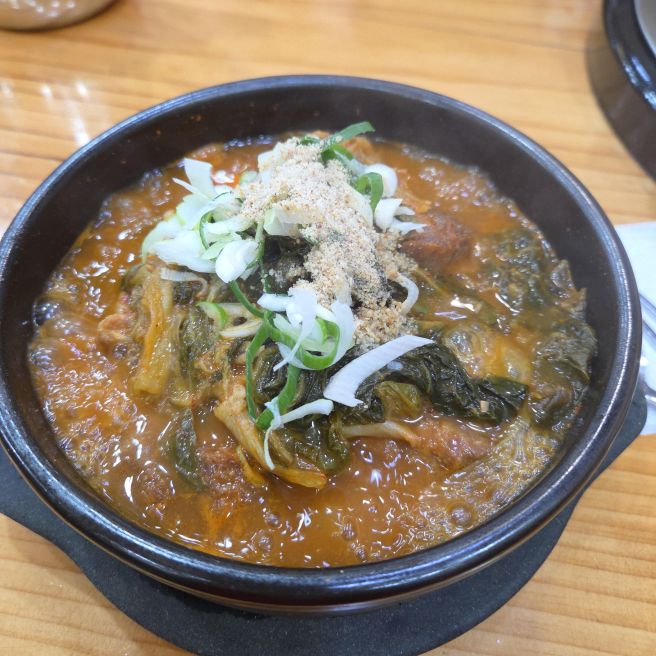 인천 중구 동인천 맛집 - 2025.11 약선당감자탕 동인천점 뼈다귀탕과 솥밥의 깊은 풍미 분석