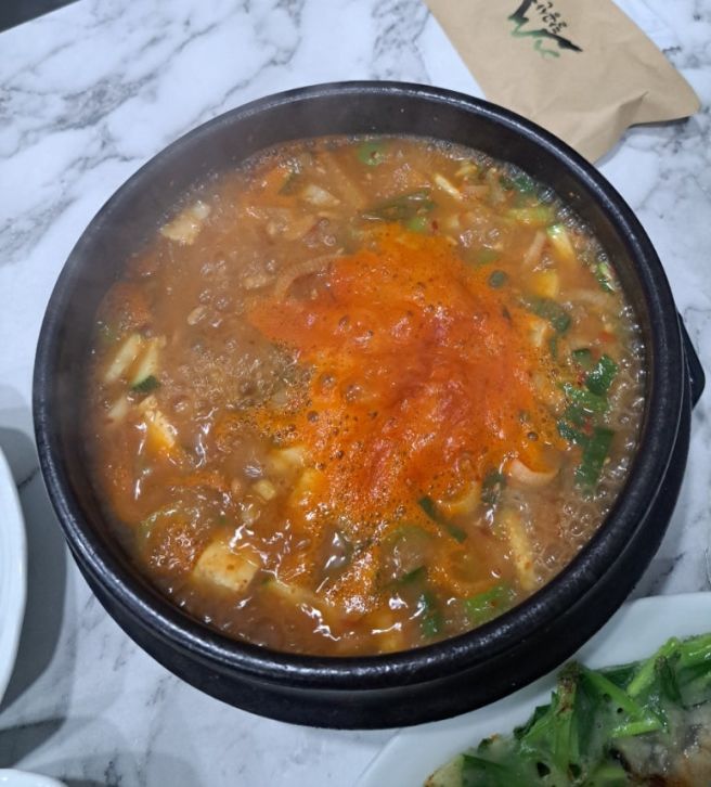 팔공산 엄마밥상 경산점 굴밥 곤드레 능이 정식