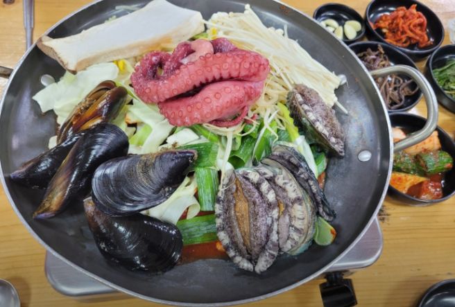 🐟 만덕이네 – 정성 가득한 갈치조림을 맛볼 수 있는 서귀포 맛집